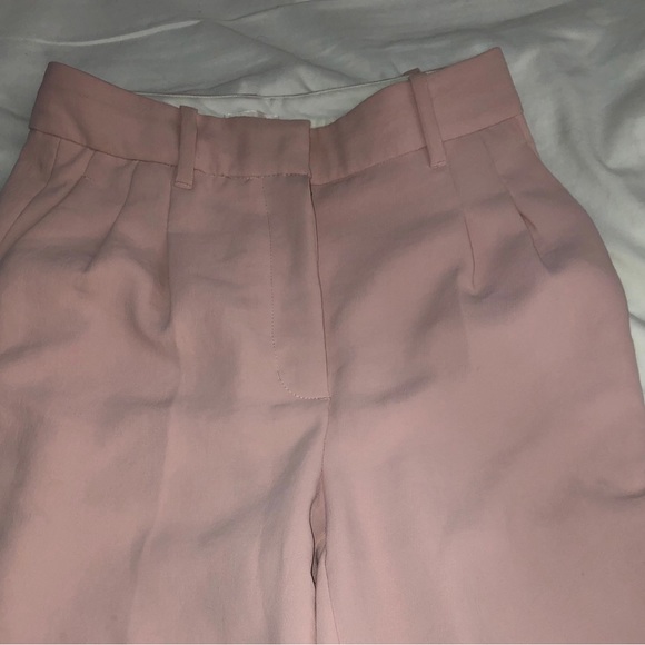 Aritzia Effortless cropped pants. - Picture 2 of 2